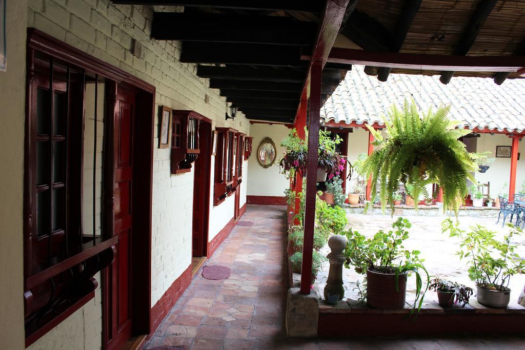 Hotel Cacique Real Zipaquirá Exterior photo