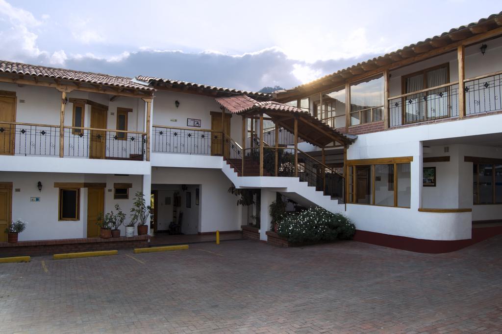 Hotel Cacique Real Zipaquirá Exterior photo